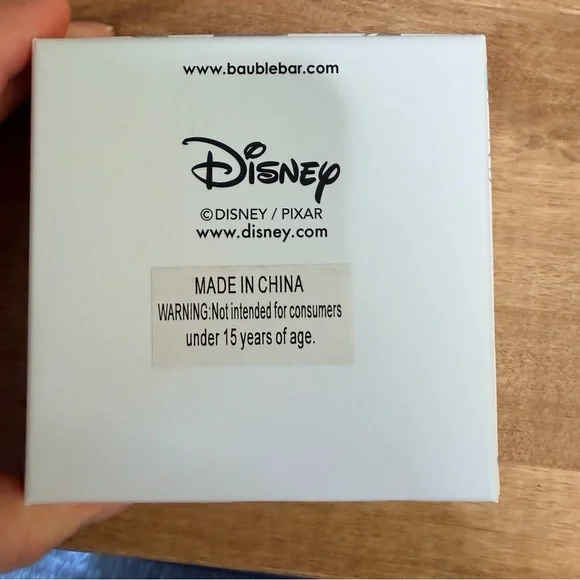 BaubleBar Finding Nemo Earrings - Picture 3 of 3